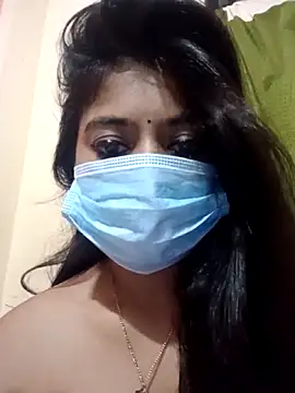 Snapshot of dearmona00 chatting on June 15, 5:37 pm dearmona00 online show from June 15, 5:37 pm