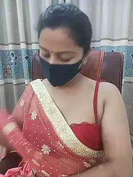 Snapshot of zareen_approach chatting on June 8, 5:35 pm zareen approach online show from June 8, 5:35 pm