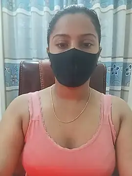Snapshot of zareen_approach chatting on June 22, 11:07 am zareen approach online show from June 22, 11:07 am