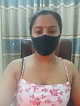 Snapshot of zareen_approach chatting on June 24, 4:39 pm zareen approach online show from June 24, 4:39 pm