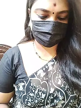 Stephaniee27 online show from June 2, 7:32 am