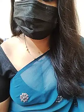 Stephaniee27 online show from July 9, 7:01 am