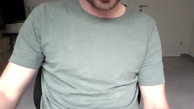 ForHerOnly  online show from April 10, 10:20 am