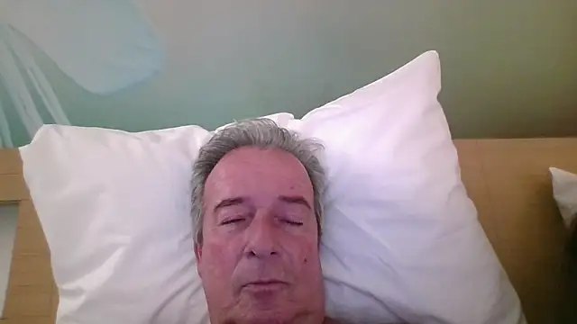 Sanny1609 online show from May 30, 8:17 pm