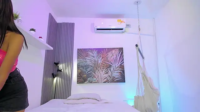 ivania lua online show from April 20, 11:24 am