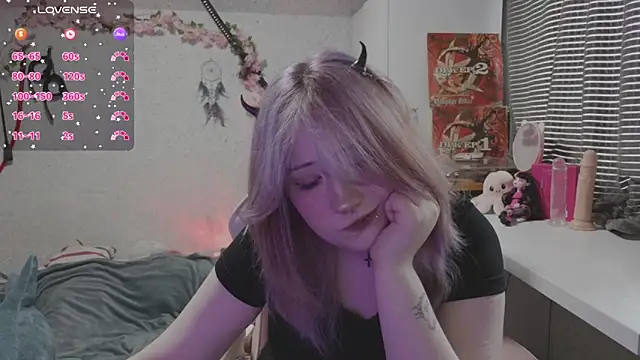 plumpy girl online show from April 25, 1:41 pm