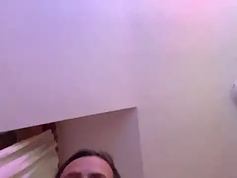 Snapshot of pollinnbn chatting on April 13, 7:52 pm pollinnbn online show from April 13, 7:52 pm