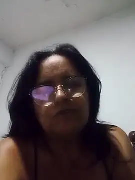 PienCanela online show from May 10, 11:21 pm
