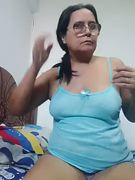 PienCanela online show from July 14, 11:16 am