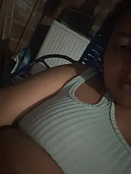Ninibella online show from May 1, 2:27 am