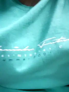 Snapshot of Siya_mic chatting on April 14, 8:53 am Siya mic online show from April 14, 8:53 am