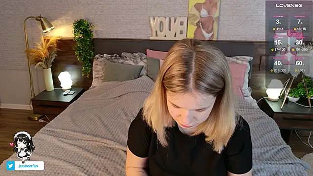 KimEvanss online show from May 15, 5:25 am