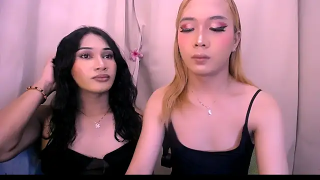slutty aki online show from April 23, 3:36 pm