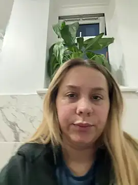 OliviaJadeXx online show from May 20, 8:37 pm