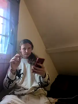 Snapshot of scvndi33 chatting on April 11, 2:32 pm scvndi33 online show from April 11, 2:32 pm