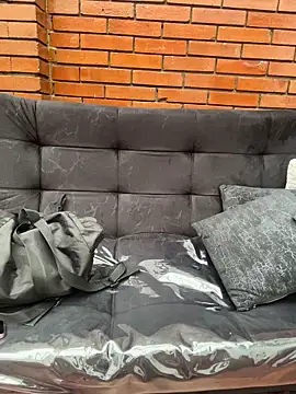 MELIZ QUEEN online show from June 17, 12:40 pm