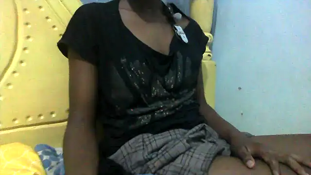 Snapshot of Rerpuss1 chatting on June 16, 3:25 pm Rerpuss1 online show from June 16, 3:25 pm