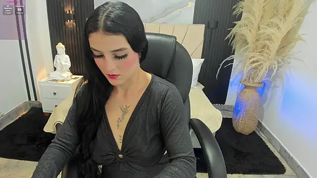 DOMINIKA LOVY online show from May 25, 8:04 pm