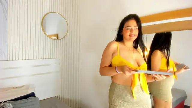 Candicewayne online show from April 29, 8:26 pm