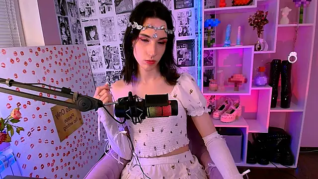 Snapshot of yumeliko_o chatting on April 11, 11:31 pm yumeliko o online show from April 11, 11:31 pm