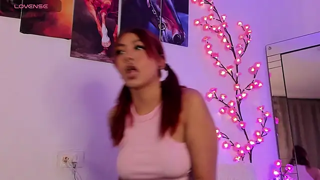 Snapshot of ava_soophia chatting on April 15, 3:13 am ava soophia online show from April 15, 3:13 am