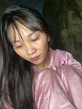 Kim Kelly online show from April 18, 7:58 pm