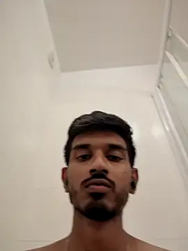 belloheike online show from April 17, 5:27 pm