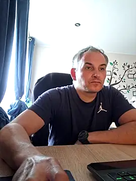 Piotr481 online show from May 23, 2:21 pm