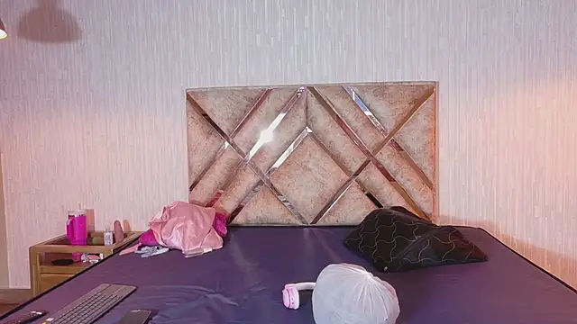 serena sex31 online show from May 6, 12:10 pm