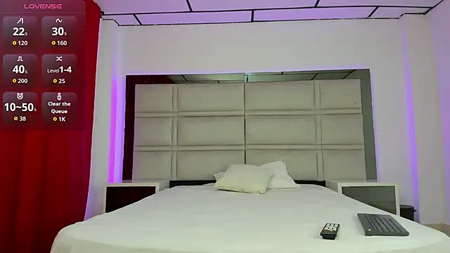 AmyNyx  online show from May 3, 1:44 am