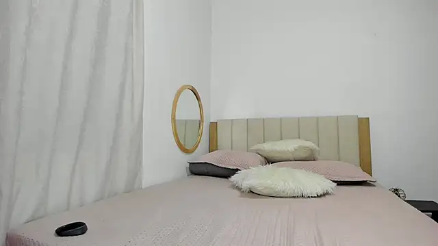kendallhexx online show from May 23, 10:03 pm