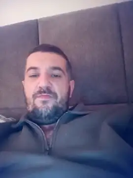 Snapshot of CrawlingHalacha chatting on April 13, 3:28 pm CrawlingHalacha online show from April 13, 3:28 pm