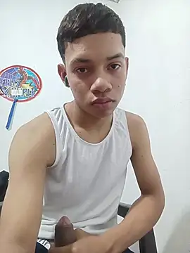 curious straight guy online show from April 19, 6:21 pm