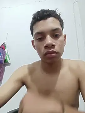 curious straight guy online show from May 12, 2:19 am