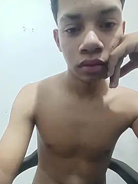 curious straight guy online show from May 24, 2:33 pm