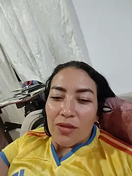 LuluDream online show from June 14, 2:24 am