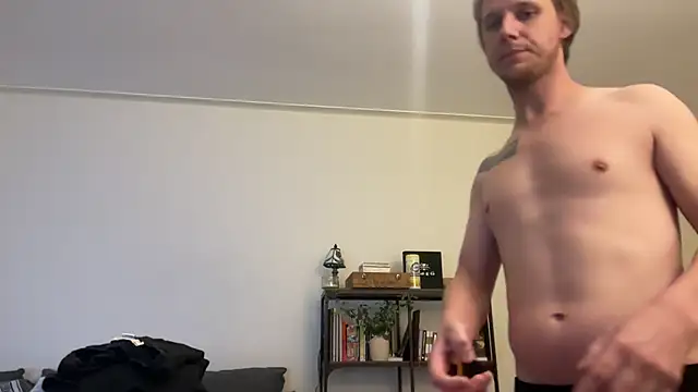 Tippygirl online show from April 14, 4:29 am