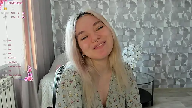 Anna Delon online show from April 23, 7:09 am