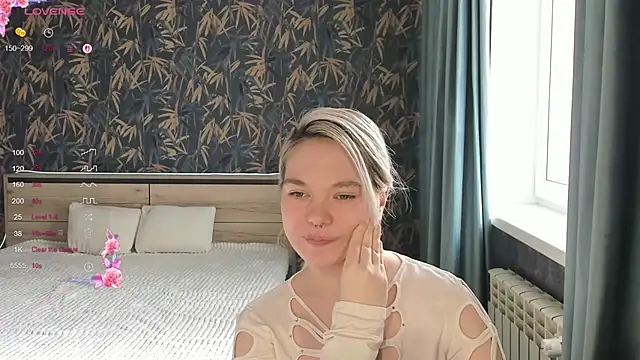 Anna Delon online show from April 25, 1:41 pm