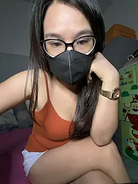 ZzyzyZ-009 online show from May 10, 3:28 pm
