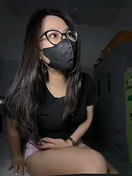 ZzyzyZ-009 online show from May 15, 4:58 pm