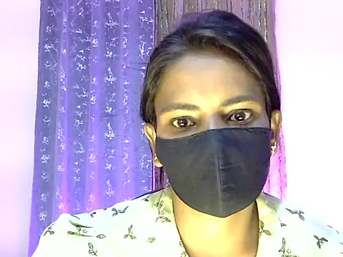 jiyasingh0 online show from May 9, 1:49 pm