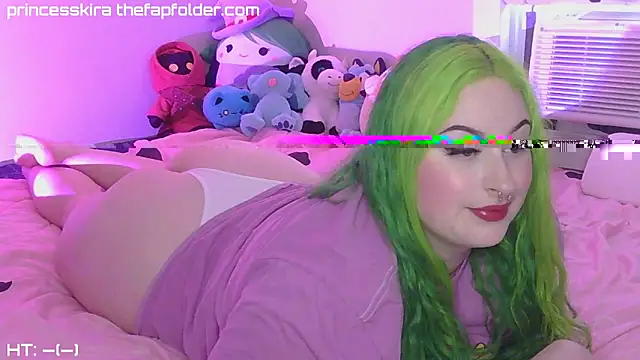 thefapfolder online show from April 14, 11:00 pm