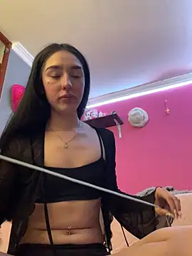 NickieCute- online show from May 7, 8:36 pm