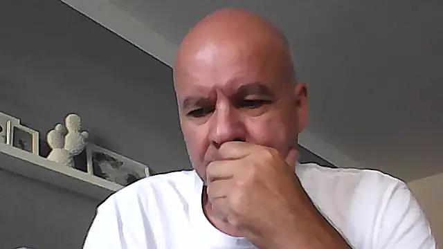 mannohmann5 online show from August 5, 7:33 am