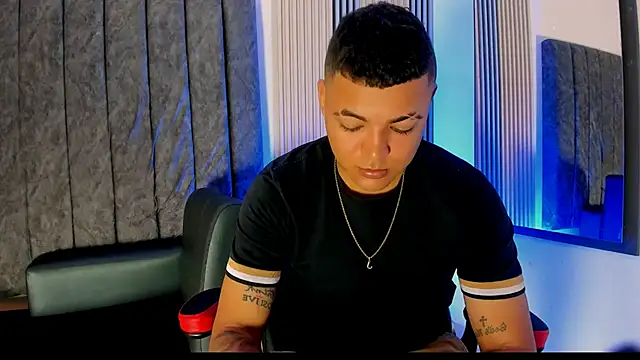 Dante  jons online show from April 30, 4:52 am