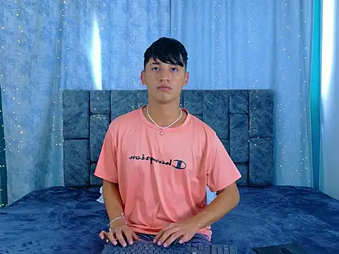 IhanKing online show from April 20, 7:26 pm