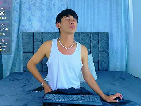 IhanKing online show from May 25, 7:20 pm