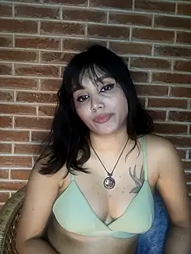 jellyyynspicyyy online show from May 1, 7:40 pm