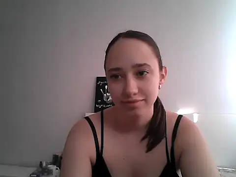 DarkMirel online show from May 25, 1:17 pm